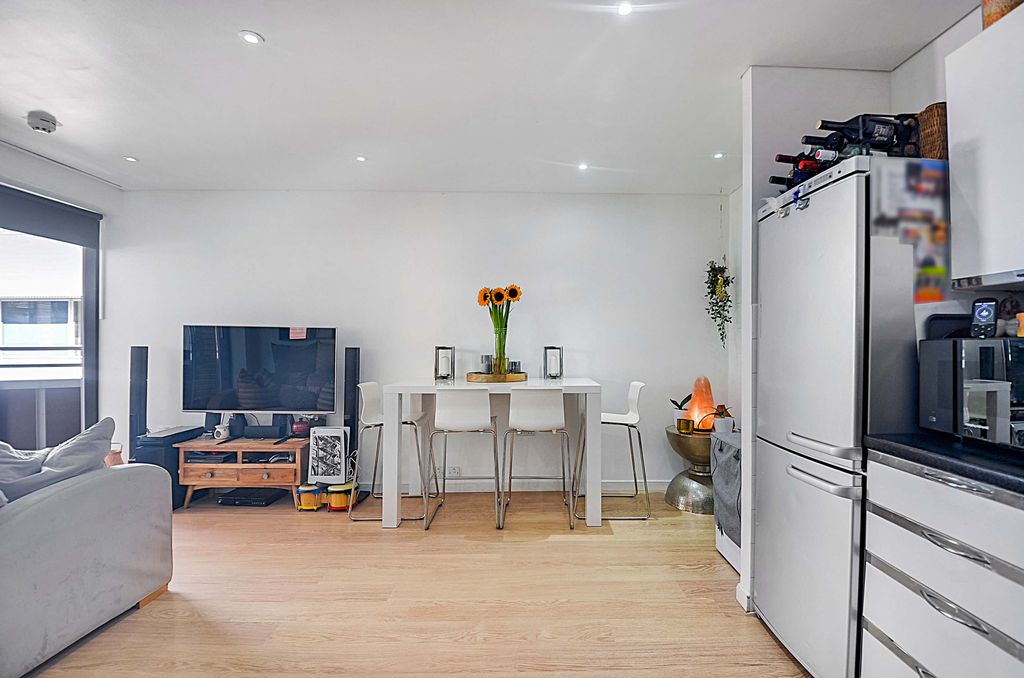 Property photo 2 of 18 Open Plan Living Area (2).Jpg