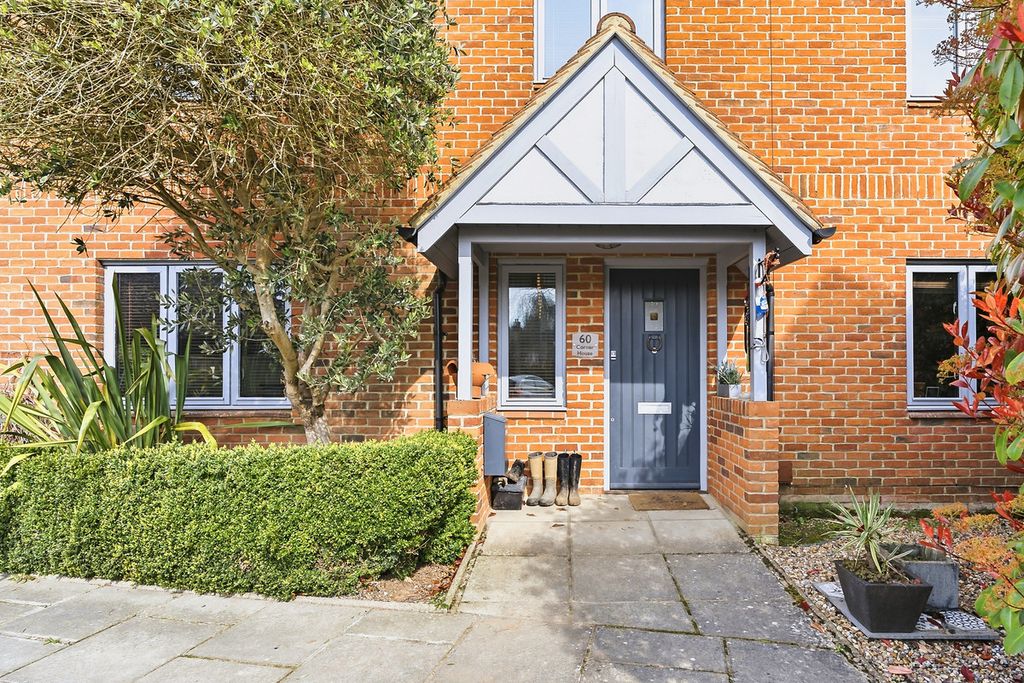 Property photo 1 of 30