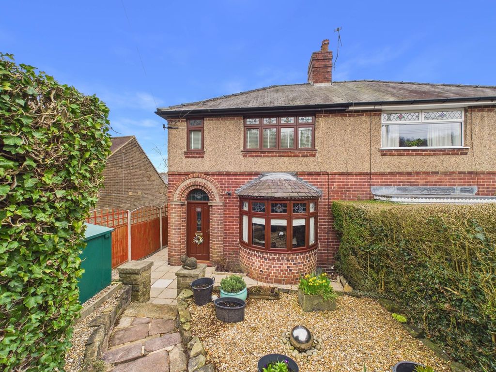 Property photo 1 of 18 Outside