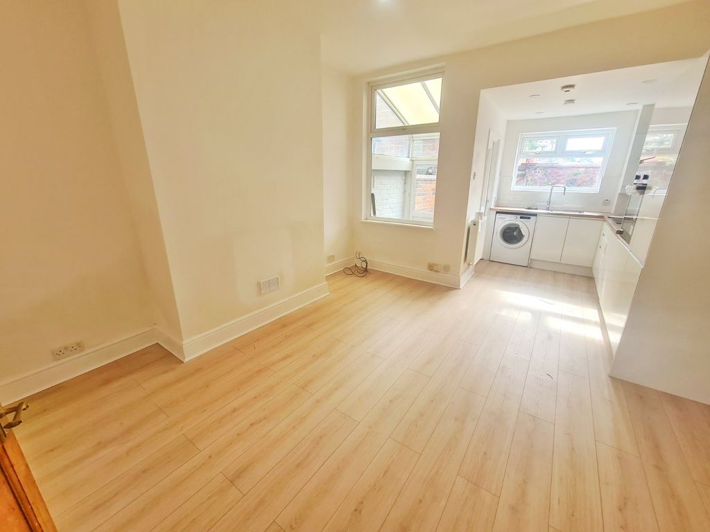 Property photo 3 of 10 Picture No. 03