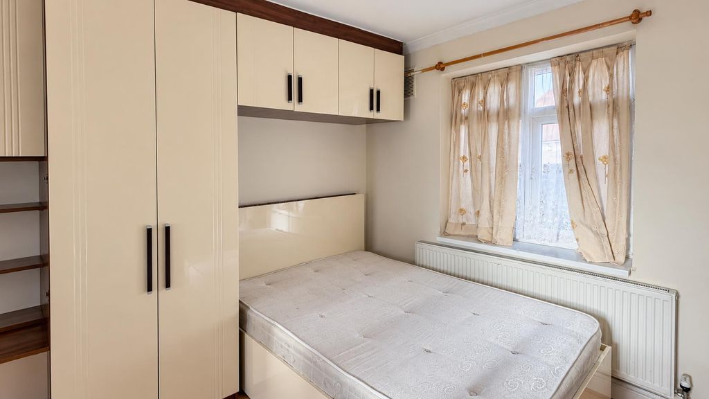Property photo 1 of 6 358c4B12-5497-4858-A5A1-ccc4Aa9766B3.Png
