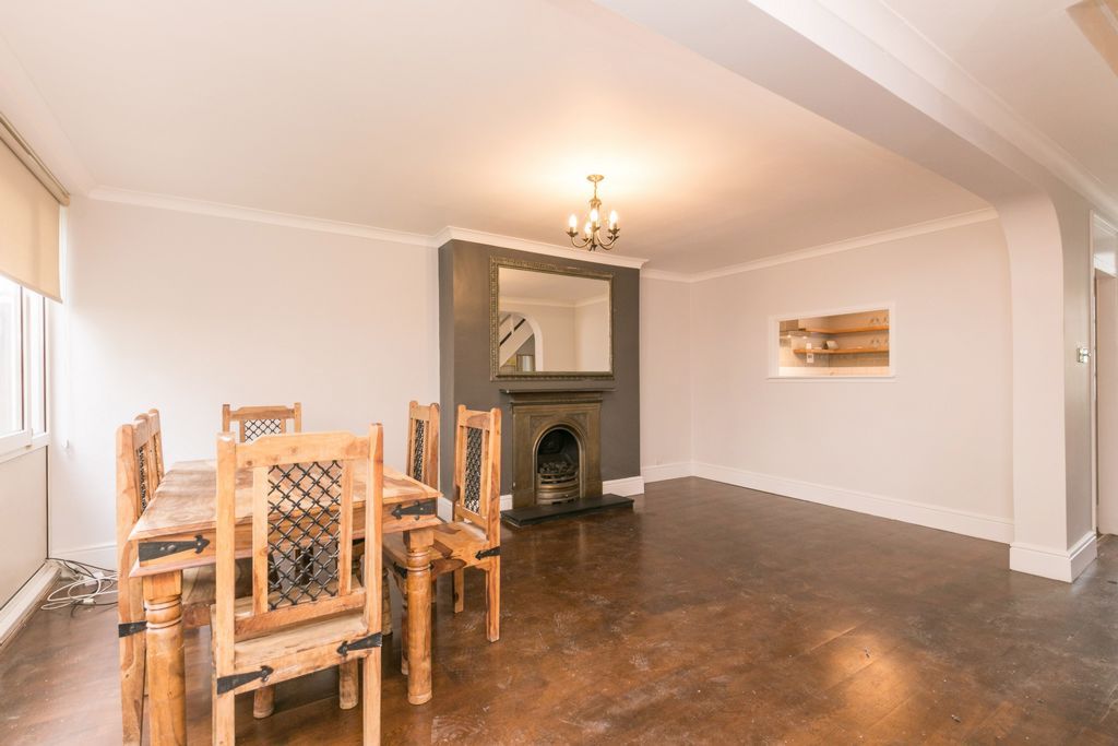 Property photo 2 of 13 Photo 18