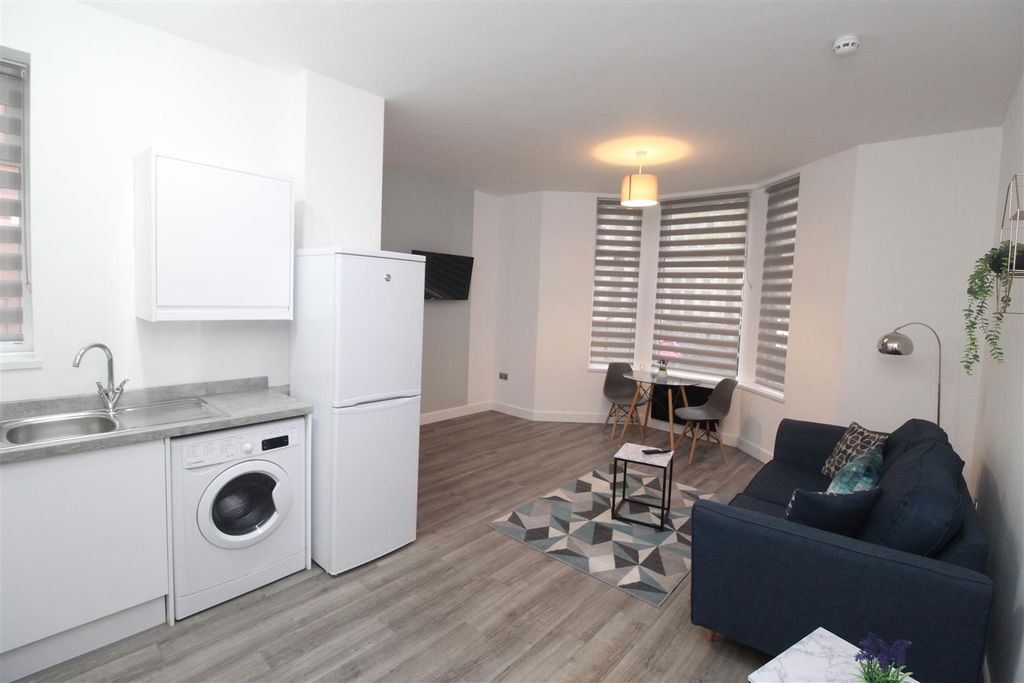 Property photo 1 of 8 Img_1136.Jpg