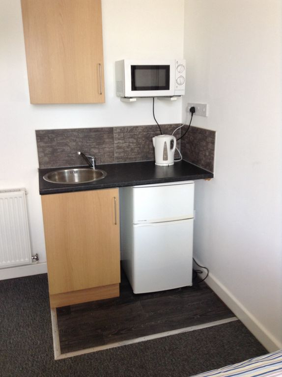 Property photo 2 of 3