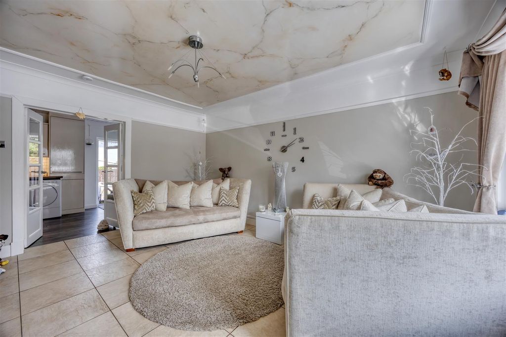 Property photo 3 of 24 143_The_Oval_Glenboig_007.Jpeg