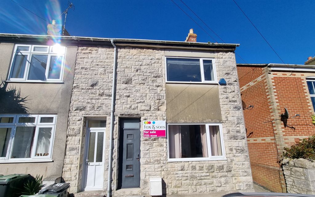 Property photo 1 of 9