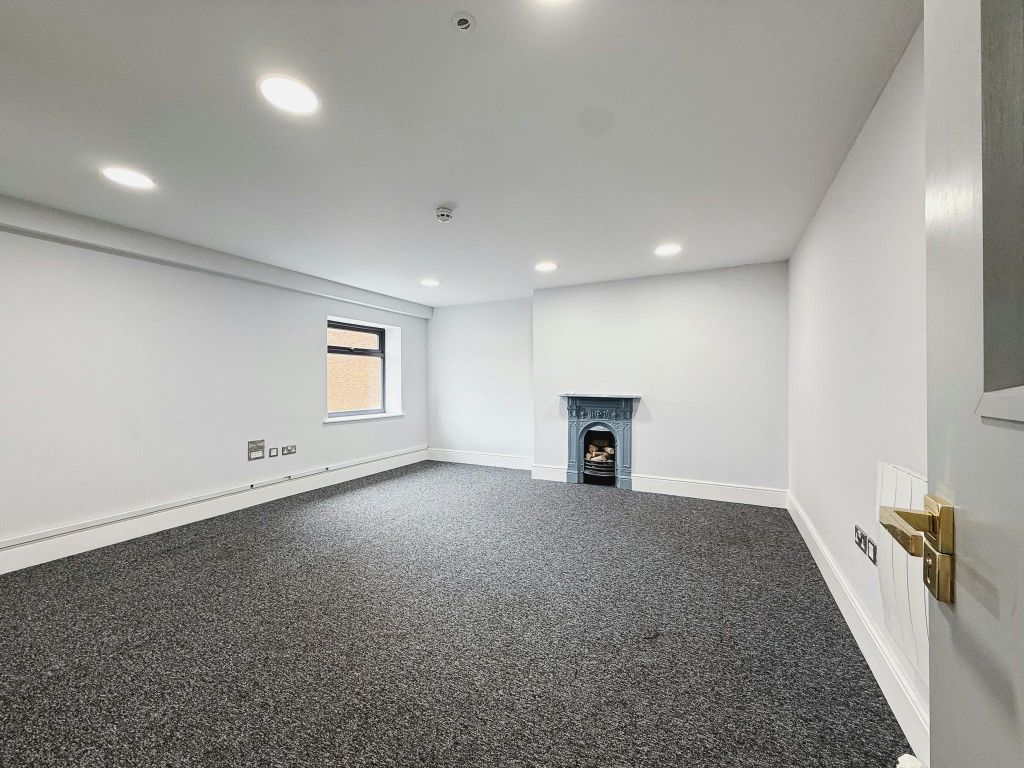 Property photo 2 of 12 Office To Rent_Altrincham.Jpg