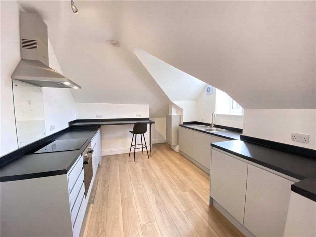 Property photo 3 of 7 Kitchen