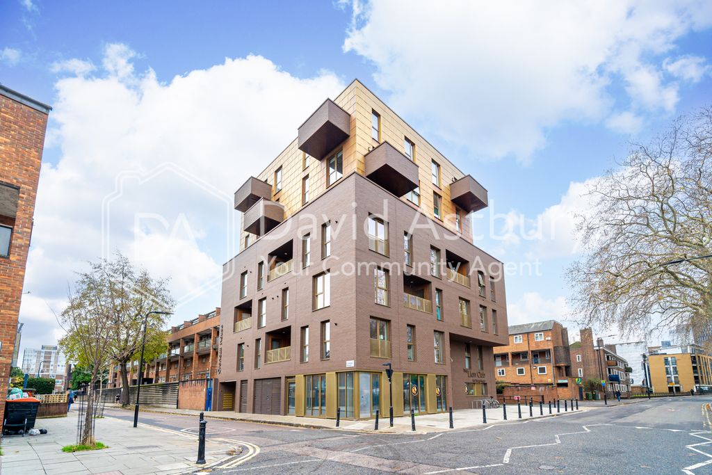 Property photo 1 of 11