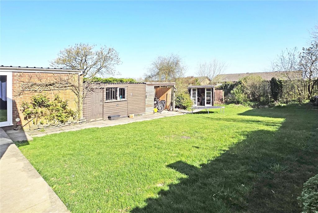 Property photo 2 of 26 Picture No. 30