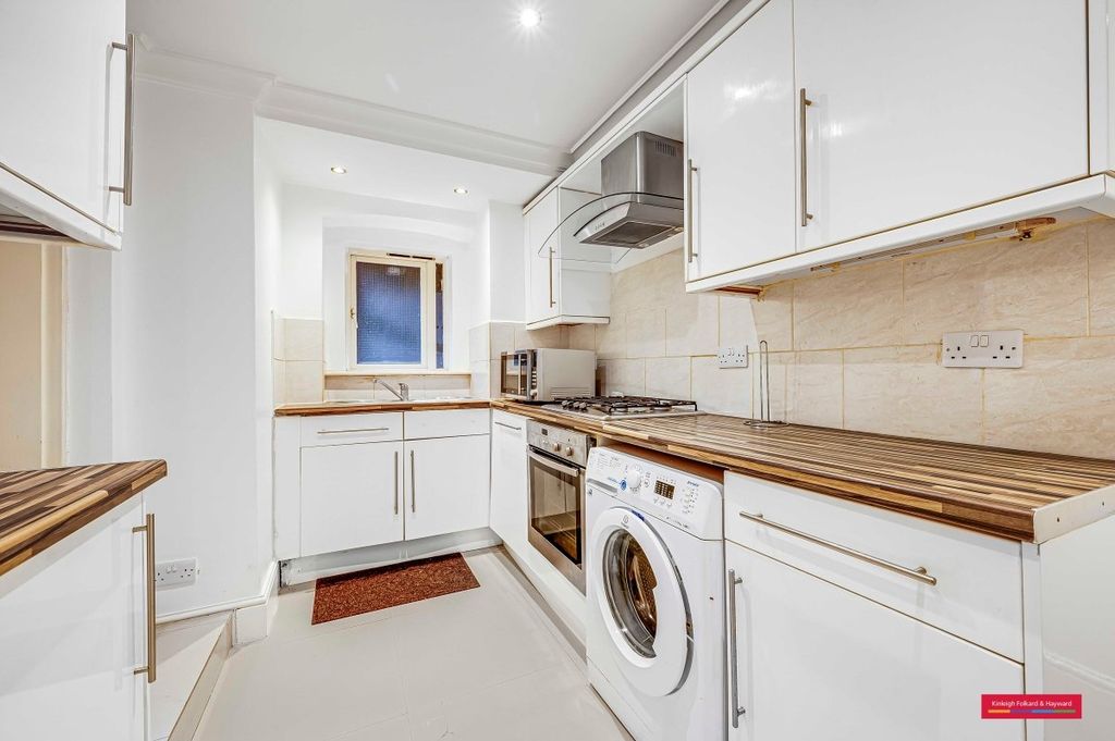 Property photo 2 of 15 Kitchen
