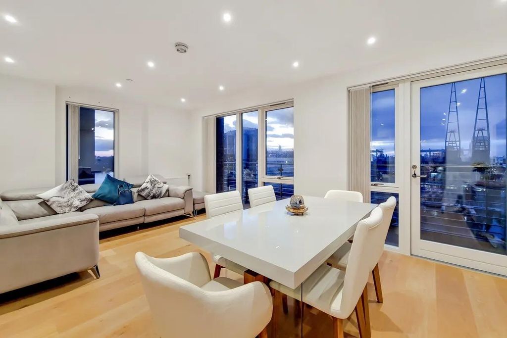 Property photo 1 of 13 1Be96F2B72791A8806Eec940E19c850E.Jpg