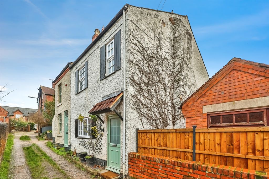 Property photo 1 of 27