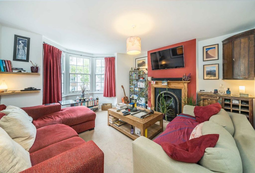 Property photo 1 of 7