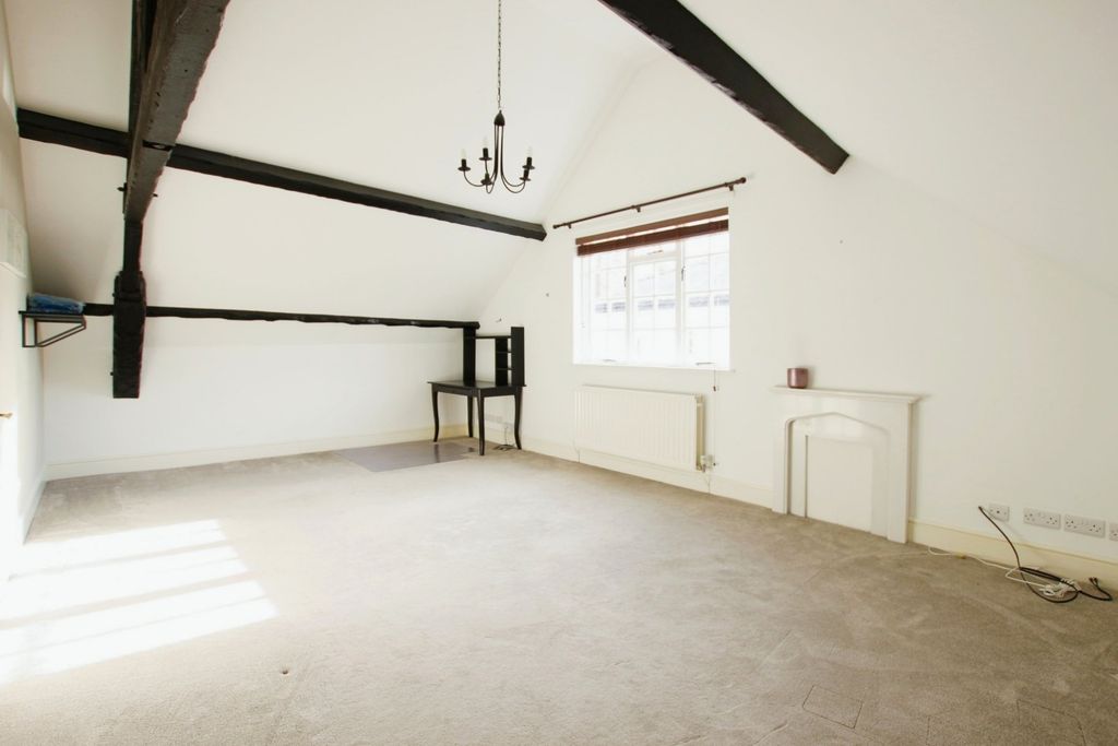 Property photo 3 of 11 Picture No. 14