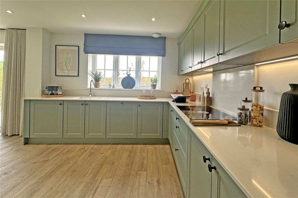 Property photo 3 of 8 Picture No. 07