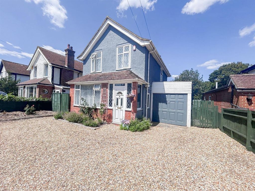 Property photo 1 of 18