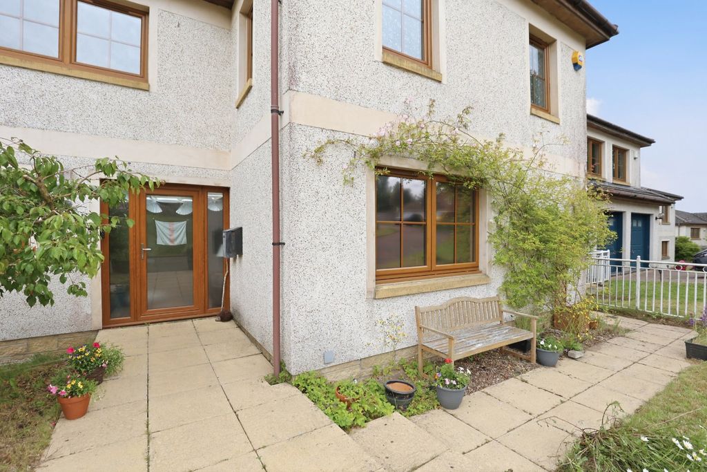 Property photo 2 of 46 Picture No. 06