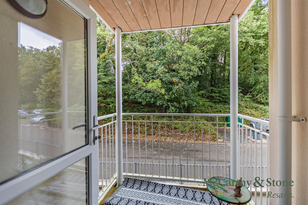 Property photo 3 of 19 Balcony