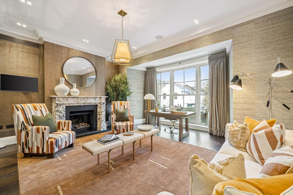 Additional image 10 of 8 bed terraced house to rentCheyne Walk & Cheyne Mews, London SW3