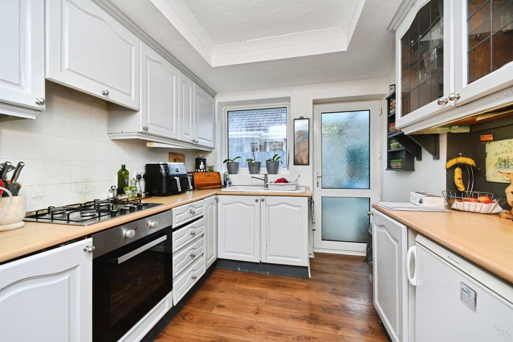 Property photo 2 of 17