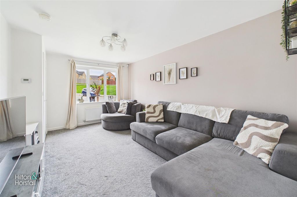 Property photo 3 of 26 Pollard Road