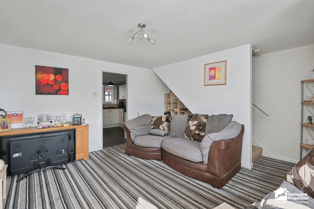 Property photo 2 of 13 Image 1