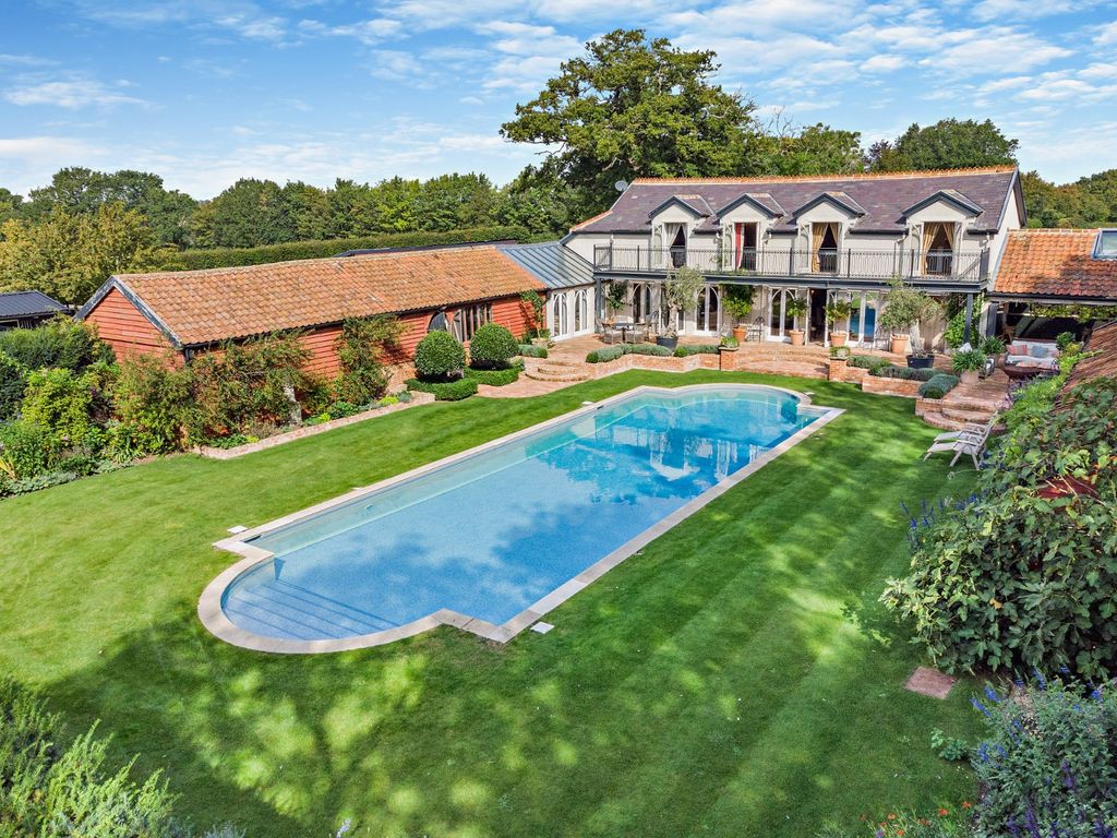 Property photo 1 of 23 Peacock Priory