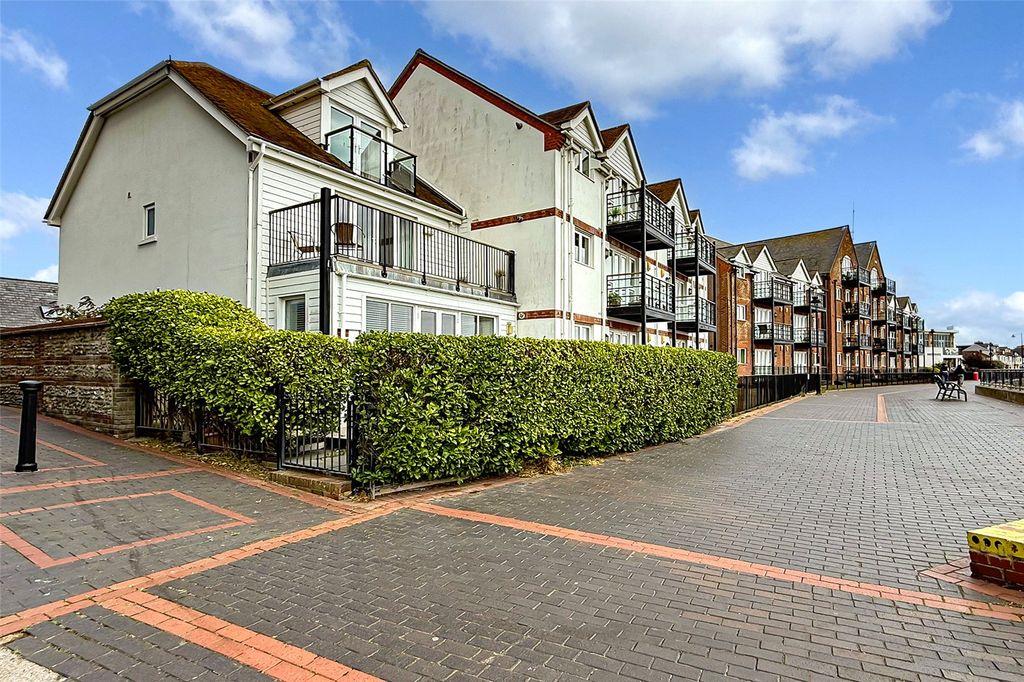 Additional image 28 of 3 bed semi-detached house for salePier Road, Littlehampton, West Sussex BN17