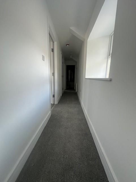 Property photo 3 of 8 Hall.Jpg