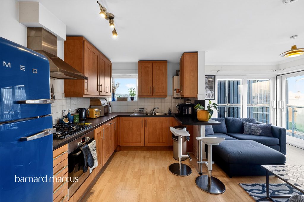 Property photo 3 of 12