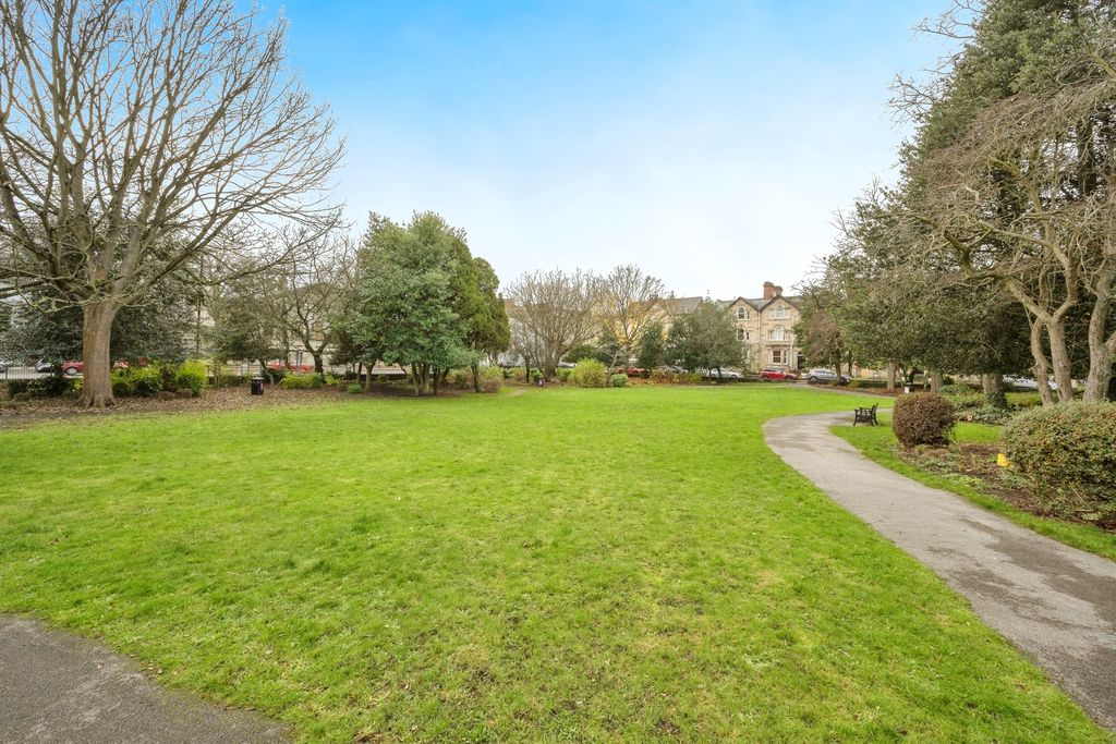 Additional image 19 of 6 bed end terrace house for saleRegent Square, Town, Doncaster DN1