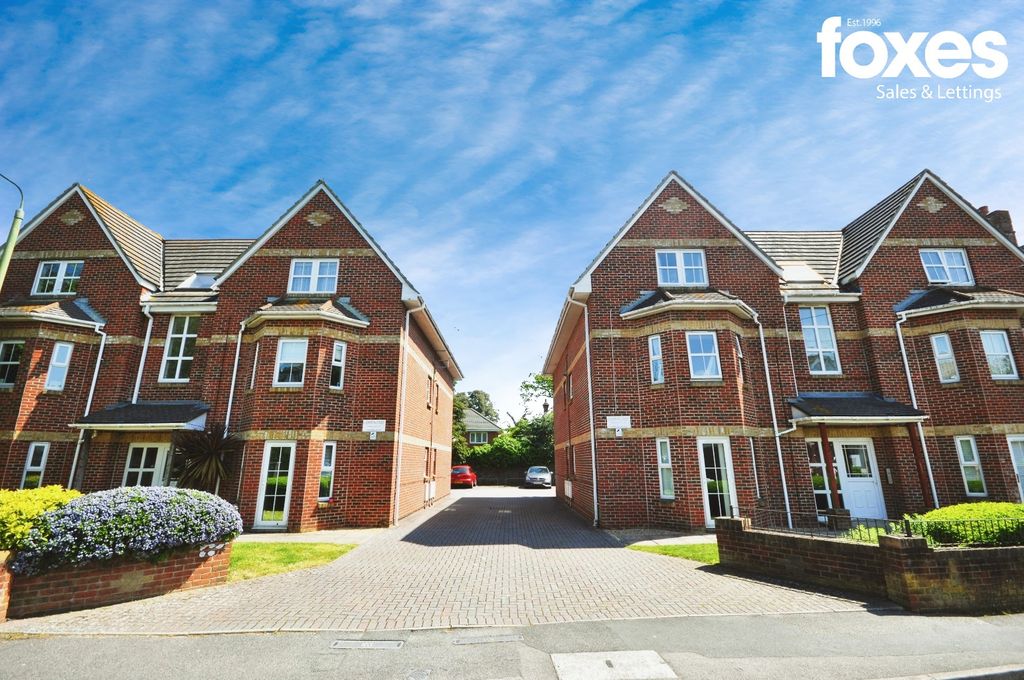 Property photo 1 of 14 2242240