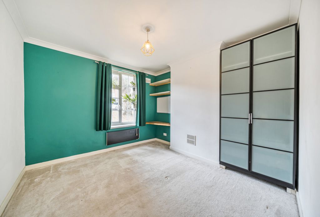 Property photo 1 of 11 1343201-1-68A5A5c...