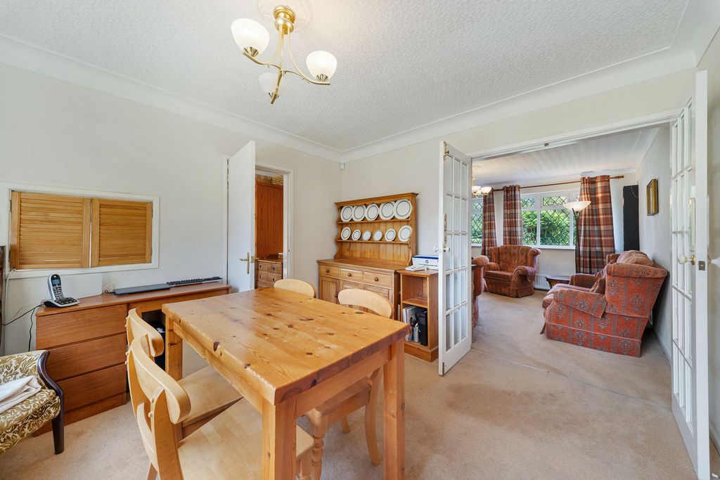 Property photo 3 of 43