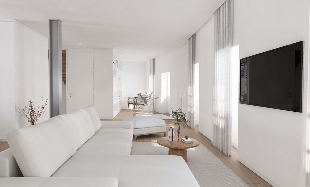 Property photo 2 of 25