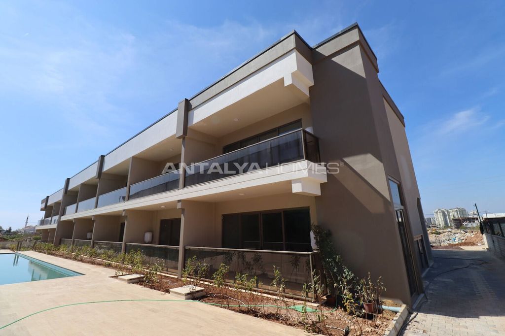 Property photo 3 of 28