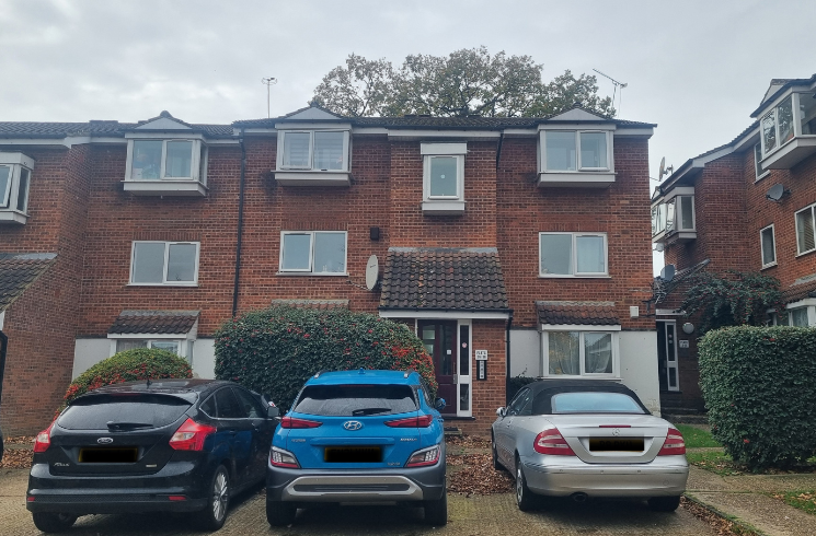 Property photo 1 of 9