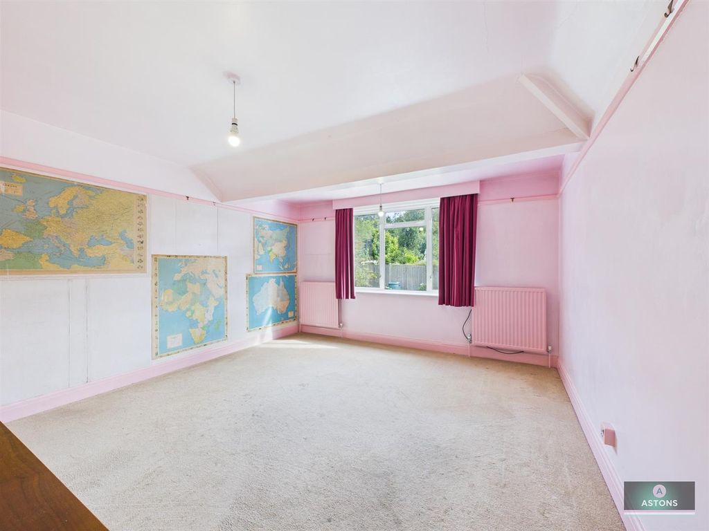 Property photo 3 of 10 Cam04622G0-Pr0026-Still003.Jpg