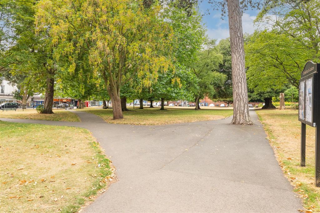 Additional image 30 of 2 bed flat for saleKenilworth Road, Leamington Spa CV32