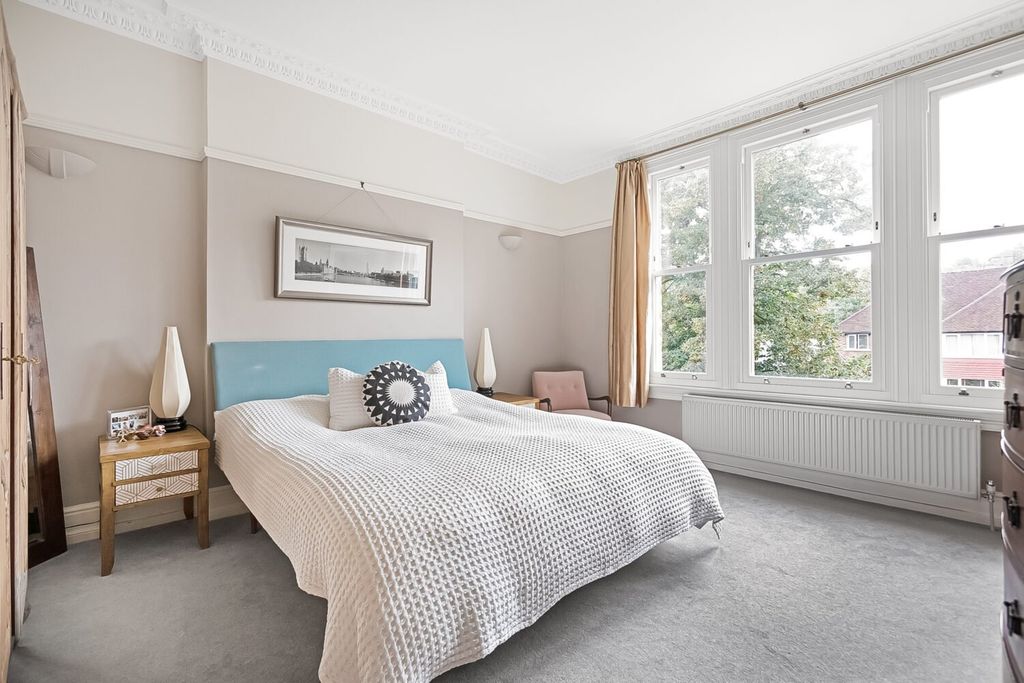 Property photo 3 of 24 Picture No. 36