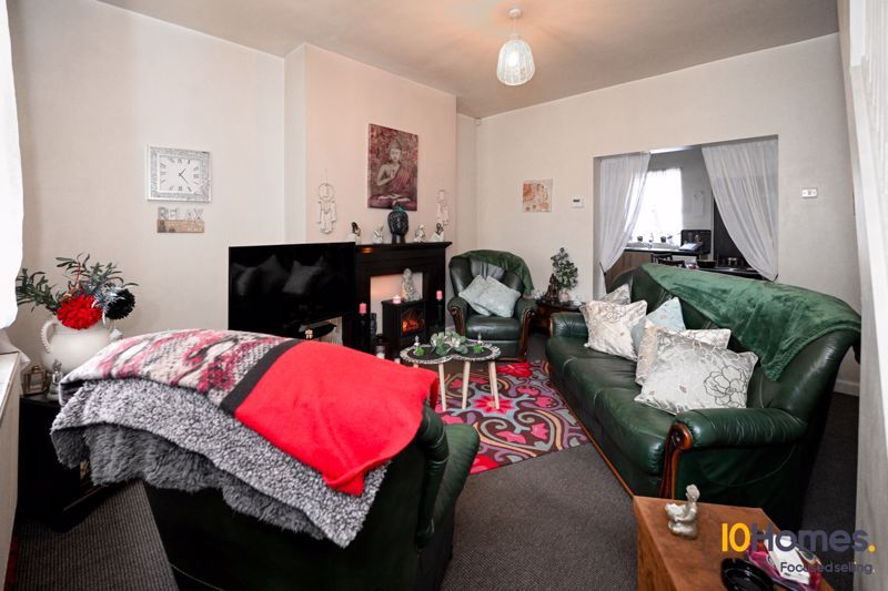 Property photo 2 of 13 Photo 26
