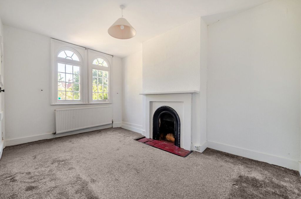 Property photo 2 of 11 Picture No. 19