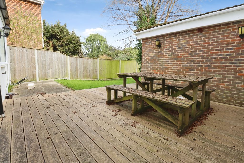 Property photo 1 of 10 Photo 14