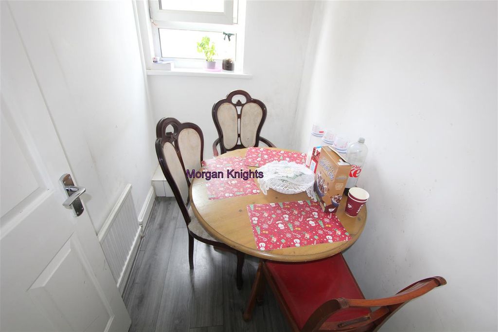 Property photo 3 of 14 Living Room/Dining Room:
