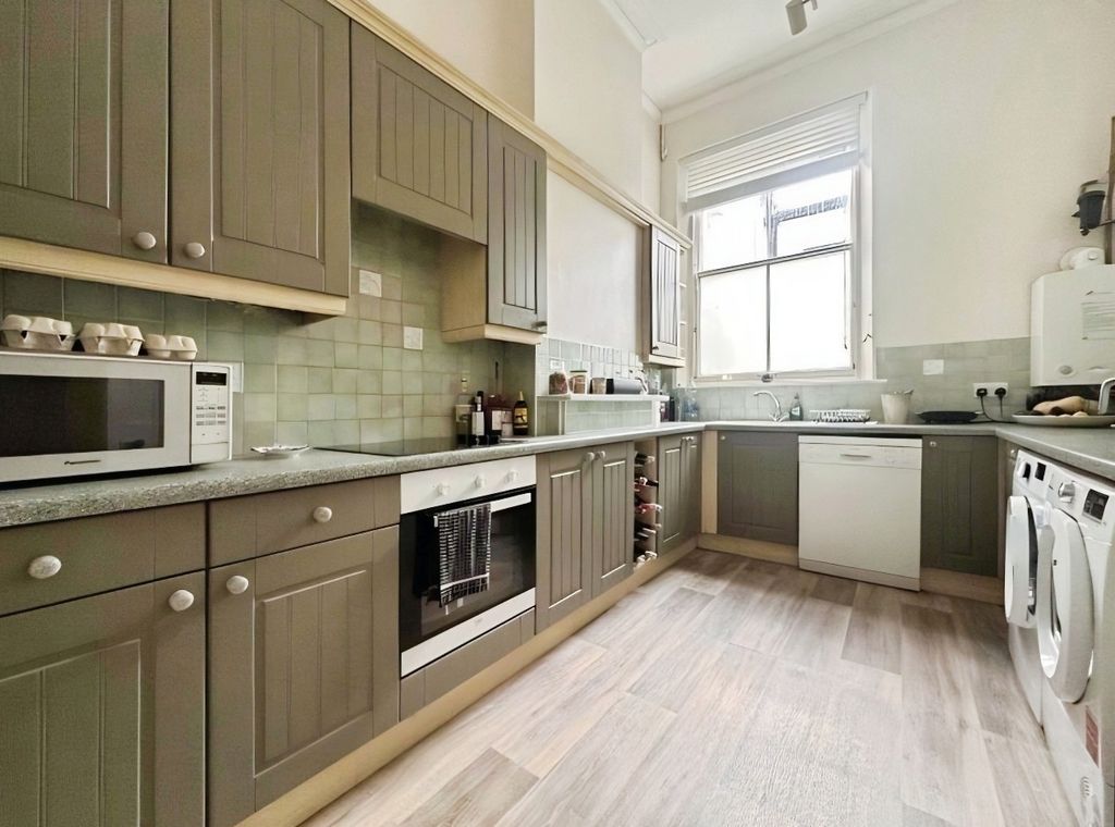 Property photo 2 of 7 Pbox-Img.Jpg