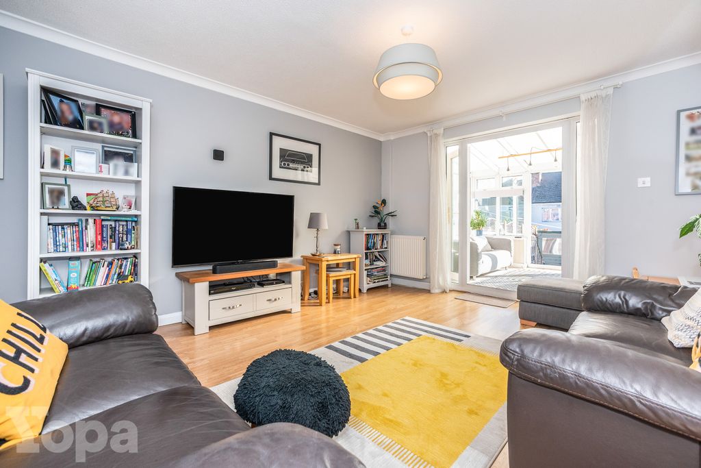 Property photo 2 of 19 Photo #2