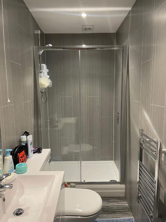 Property photo 3 of 3 Bathroom.Png