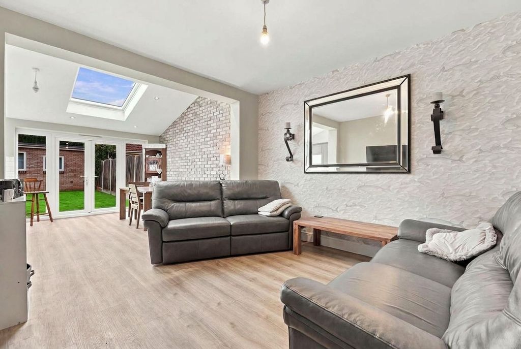 Property photo 3 of 15 Open Plan Living