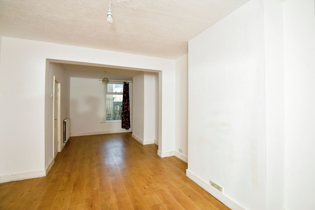 Property photo 3 of 16 Photography